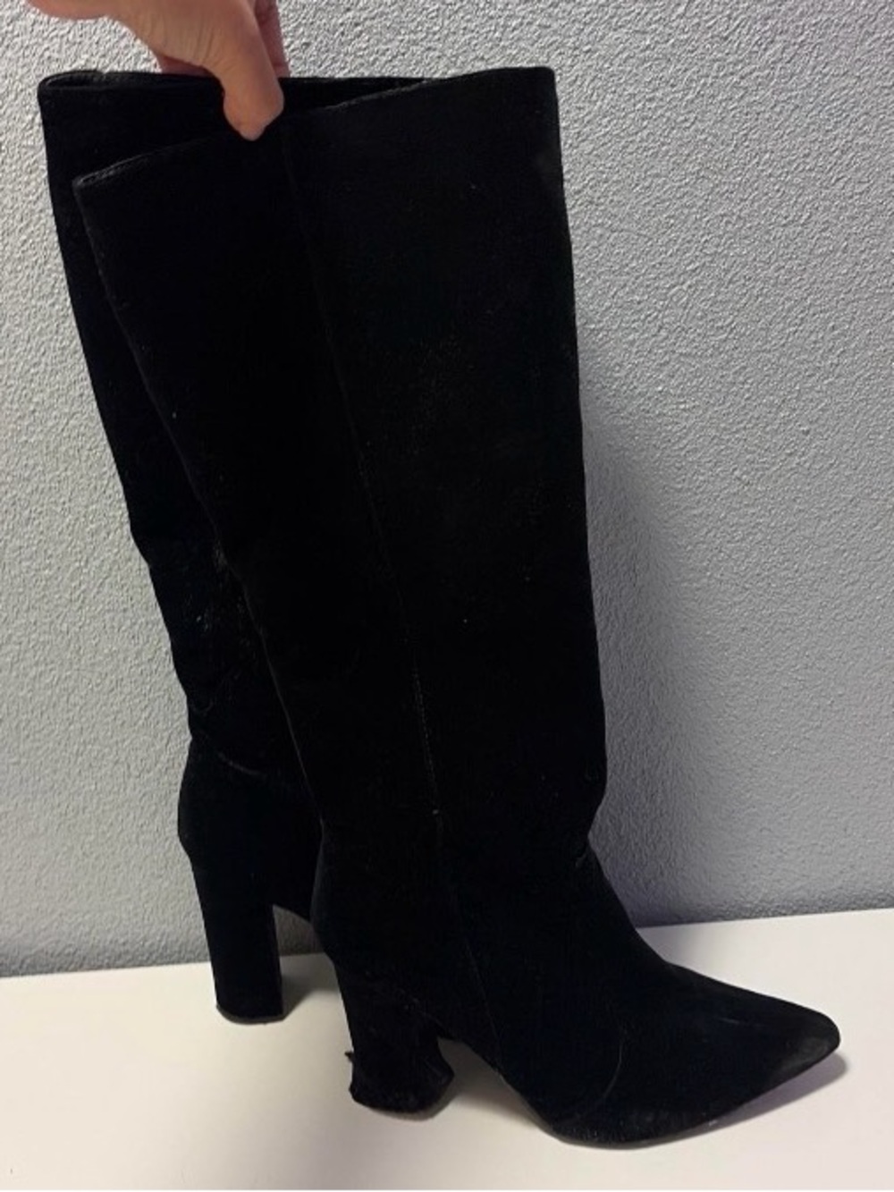 Classic Women's Black Knee-High Suede Boots